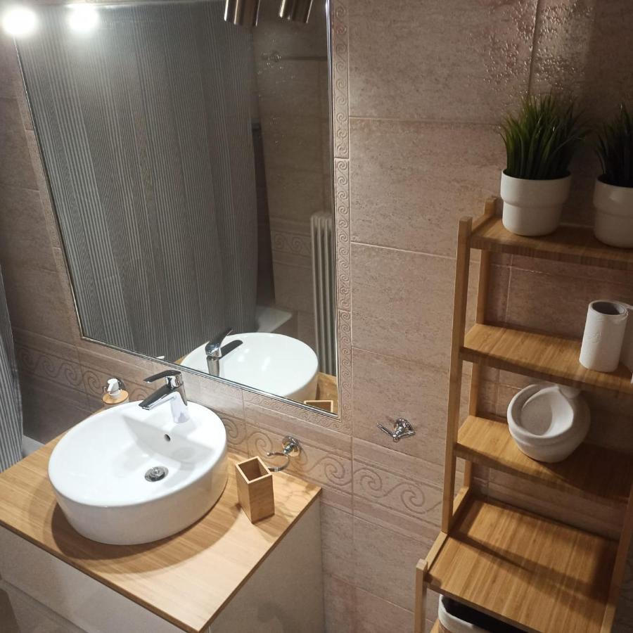 Apartamento Central - La Amistad เอเธนส์ ภายนอก รูปภาพ